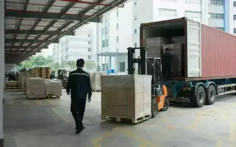 التحميل / مواقف السيارات